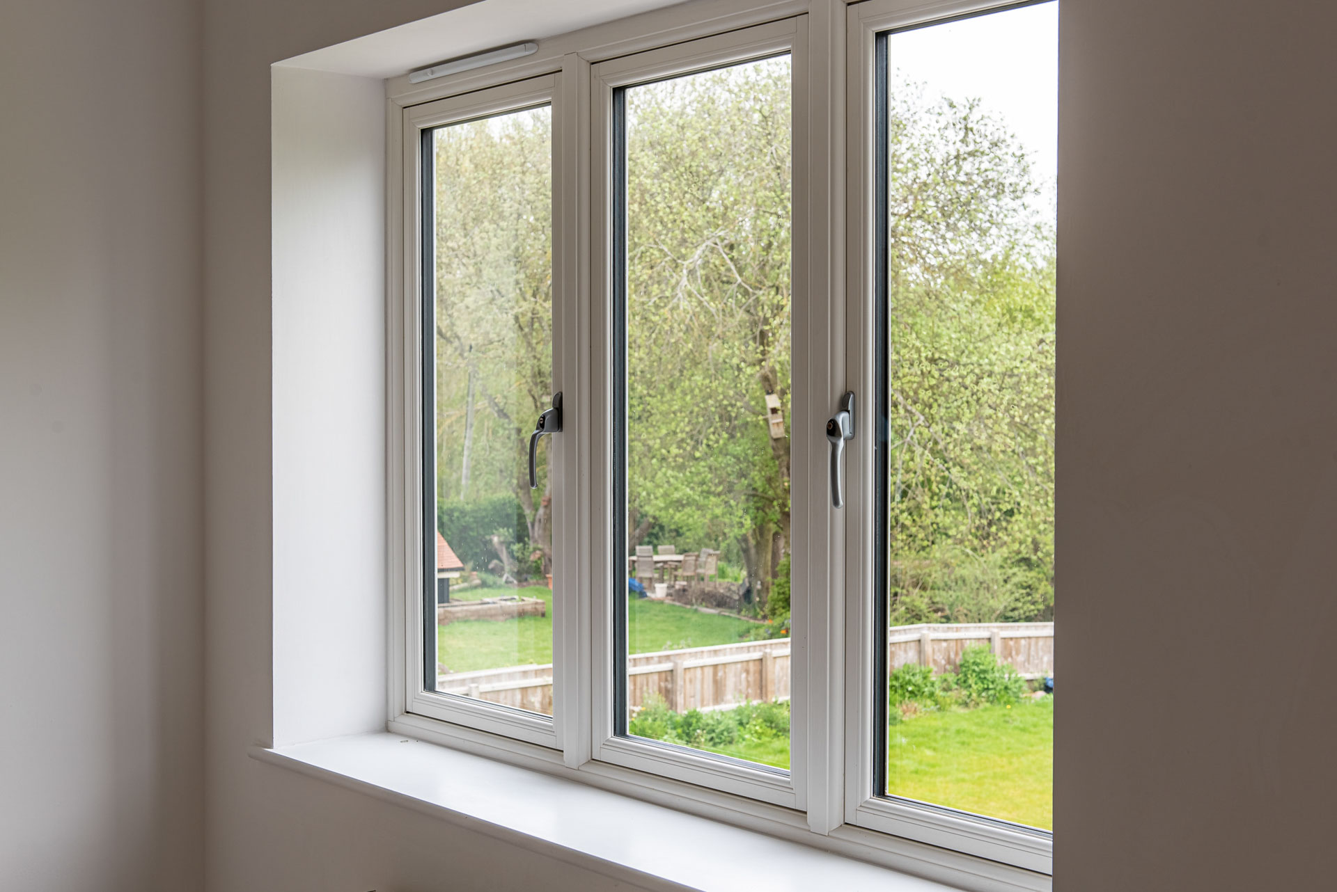 Which Windows Are Better, uPVC or Aluminium?