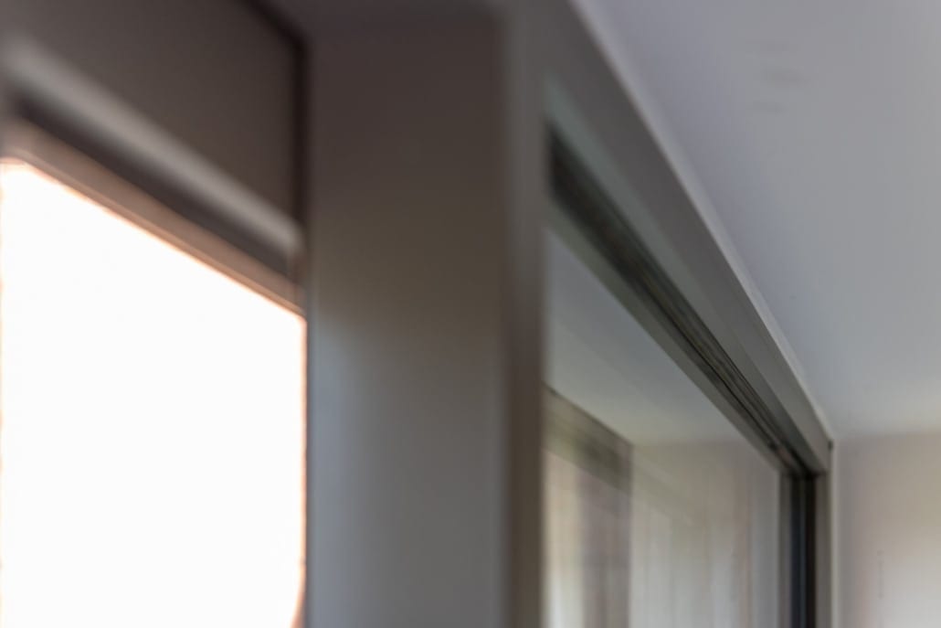 aïr sliding doors open to garden, Silver Grey powder coat finish
