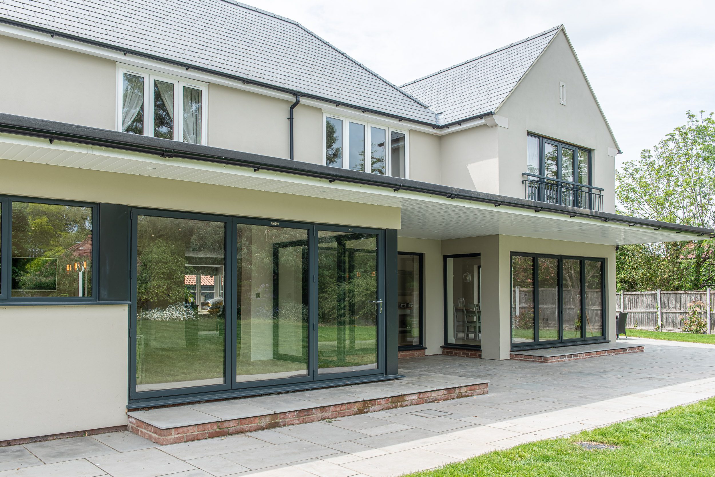 Corner bifold configurations | Windows Etc