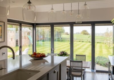 essex origin cornerless bifolds