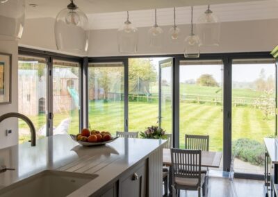 essex origin cornerless bifolds