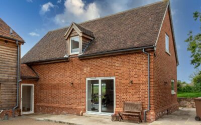 Why Smarts Aluminium Glazing Brings Style and Versatility to Modern Homes